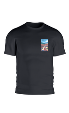 T-shirt AGAPIT Arles-sur-Tech – Illustration colorée du clocher et façades pastel - Agapit - Artwear